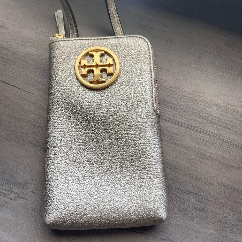 Tory Burch Cell Phone/Wallet Combo